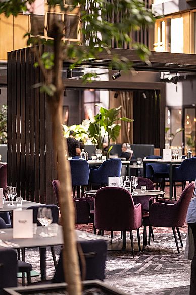 Atrium Bar & Restaurant