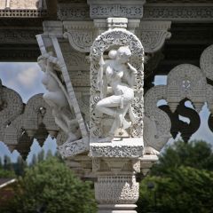 BAPS Shri Swaminarayan Mandir