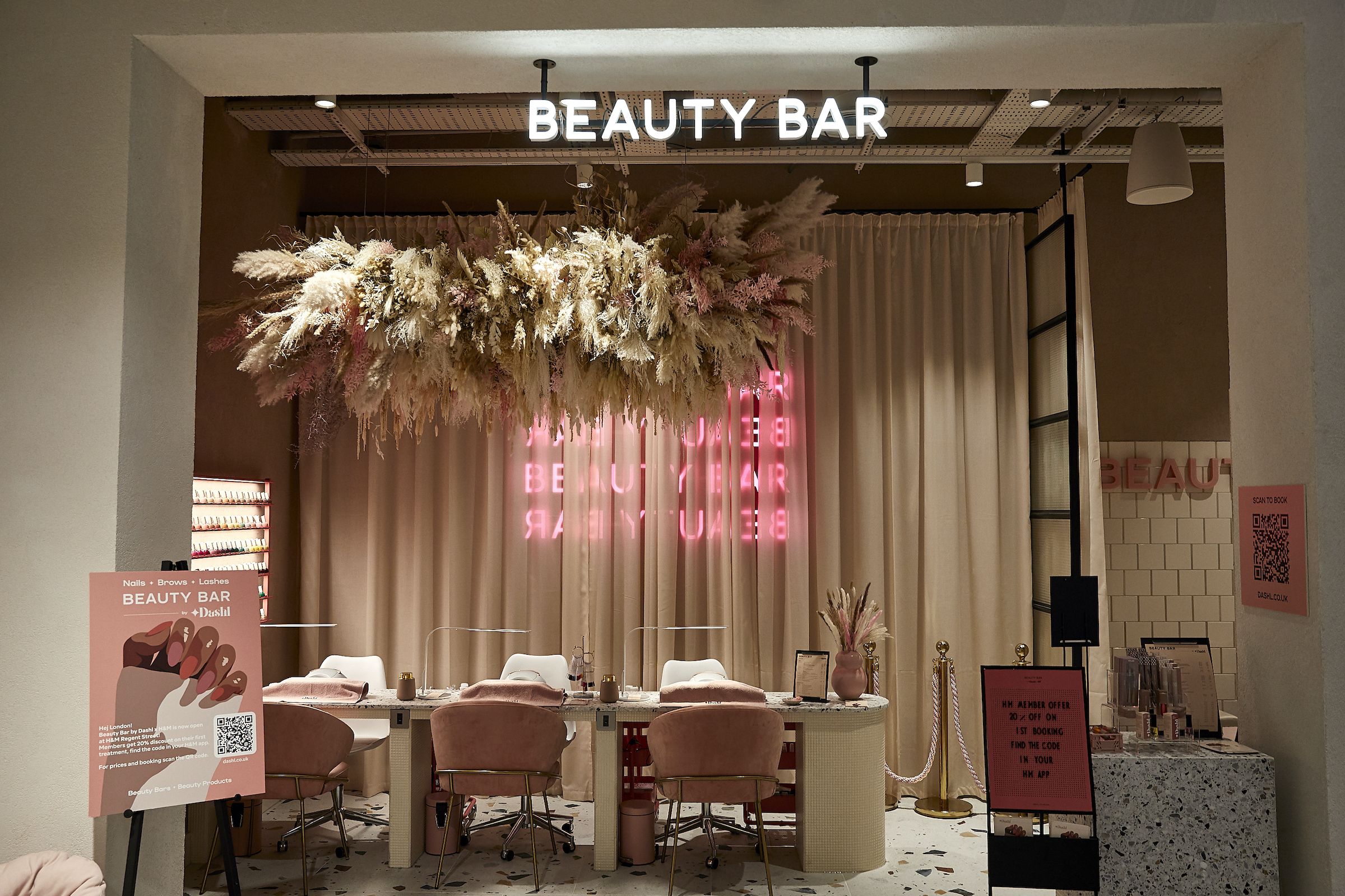 Beauty Bar by Dashl – Beauty salons
