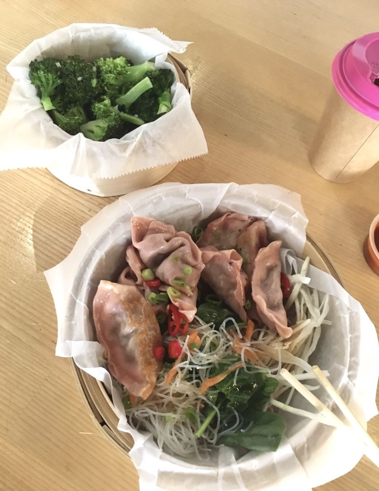 Dumplings med Vegme & chili – Photo from Beijing8 Grev Turegatan by Elena G. (09/12/2019)