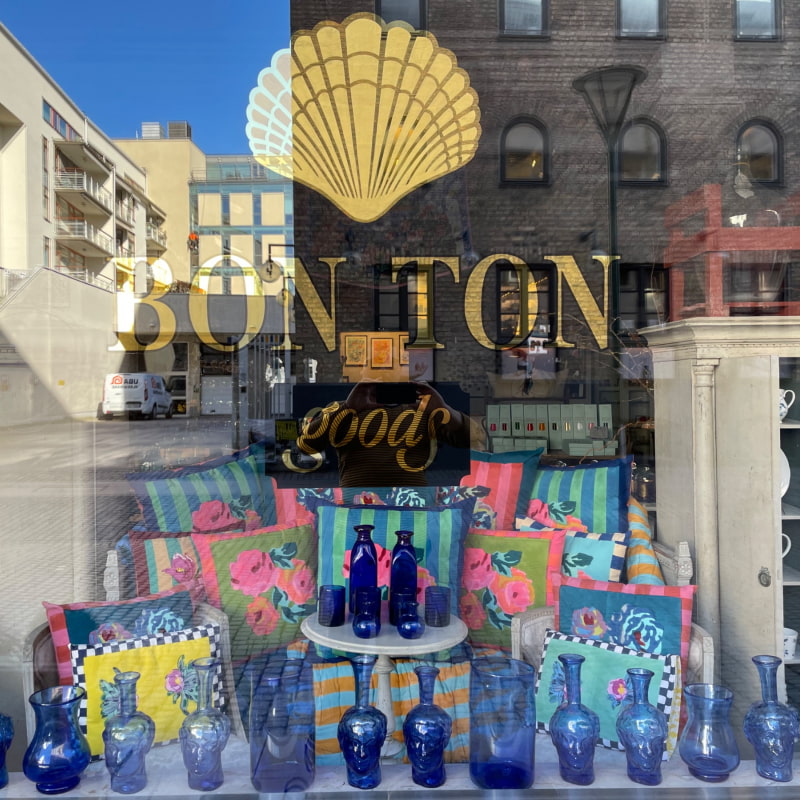 Store front – Photo from Bon Ton Goods by Shane H. (27/04/2023)