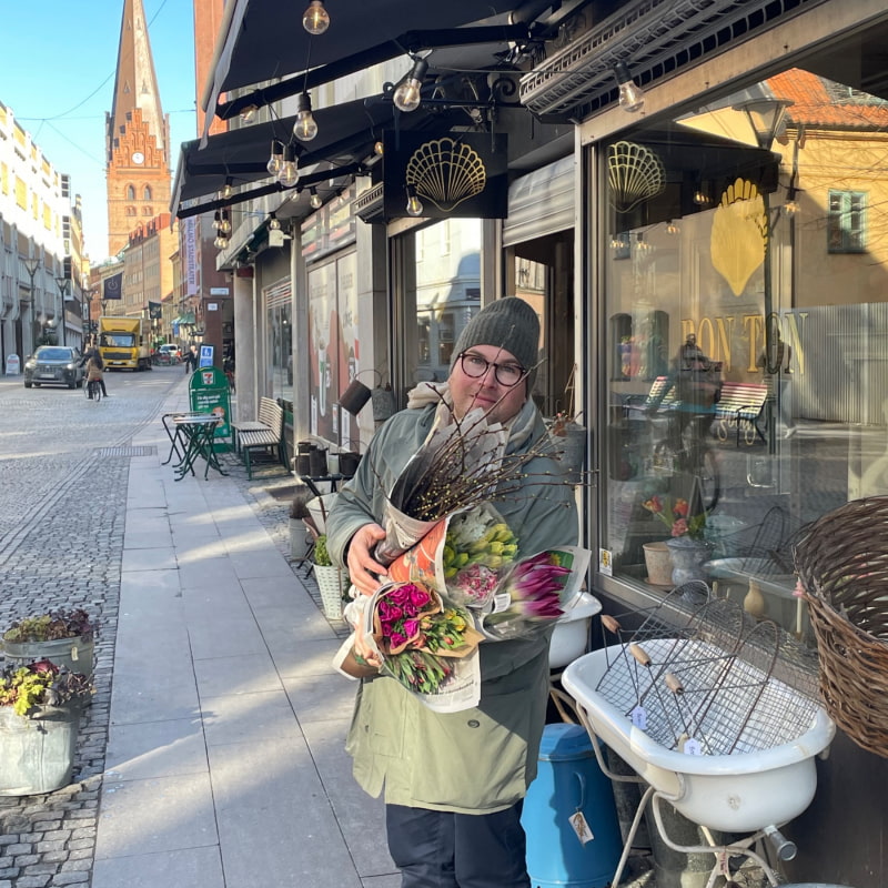 Flowers for the shop – Photo from Bon Ton Goods by Shane H. (27/04/2023)
