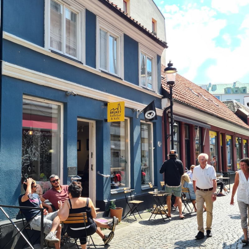 Bruksgatan – Photo from Bruket Kaffebar by William S. (27/07/2021)