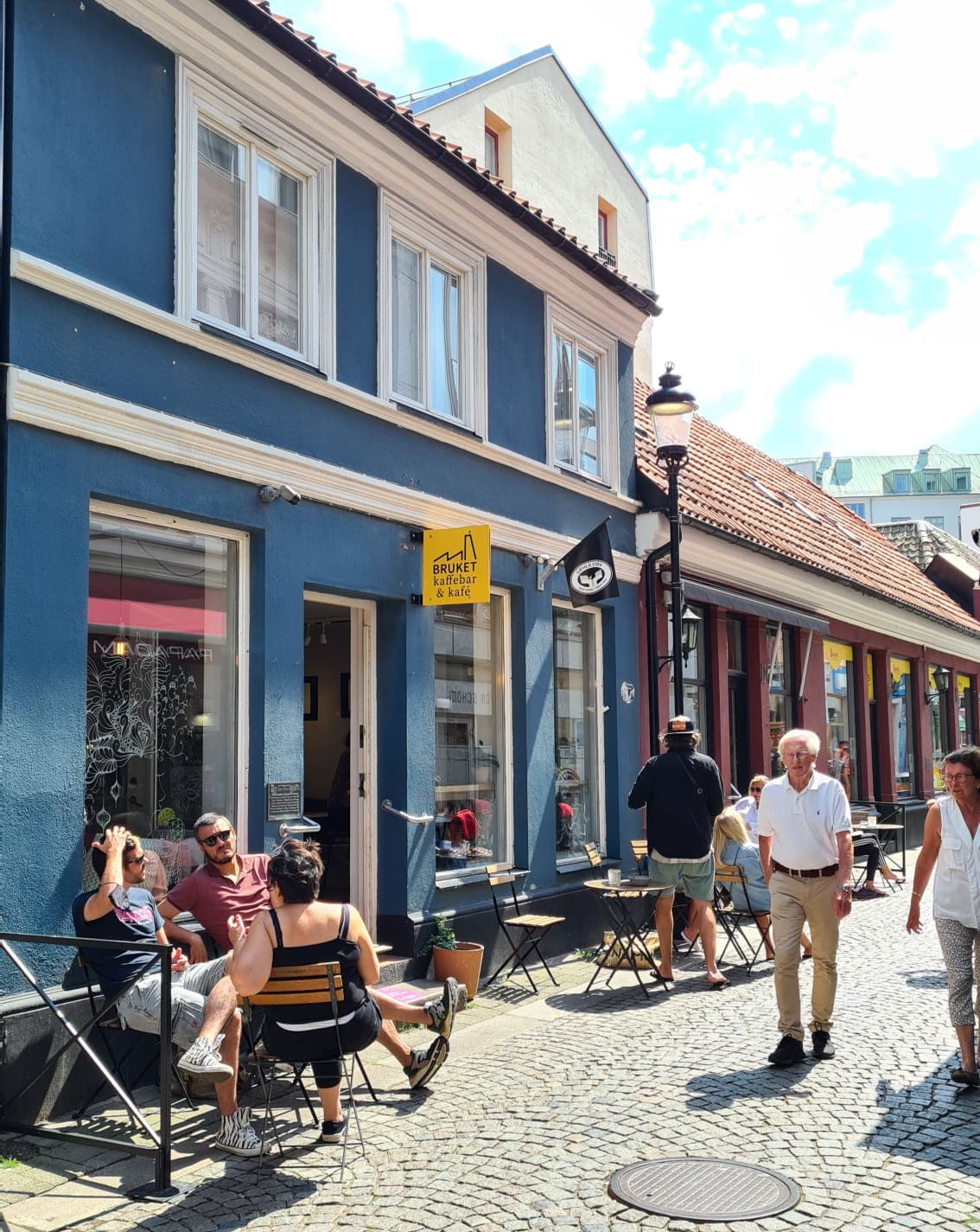 Bruksgatan – Photo from Bruket Kaffebar by William S. (27/07/2021)