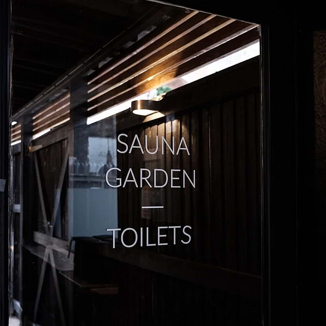 Luna Hut Sauna Caf&eacute; Brighton