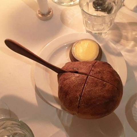 Bröd och smör – Bild från Café Nizza av Sophie E.
