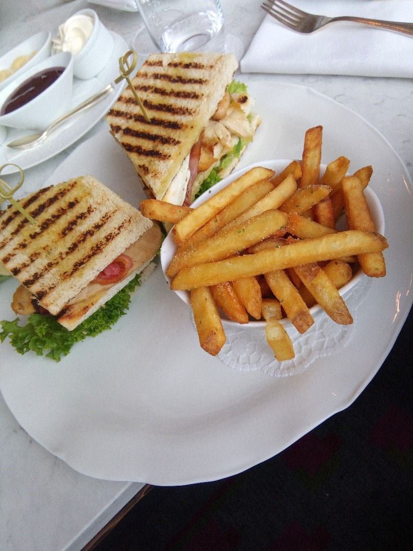Club sandwich – Bild från Cadierbaren av Katarina D. (2019-07-03)