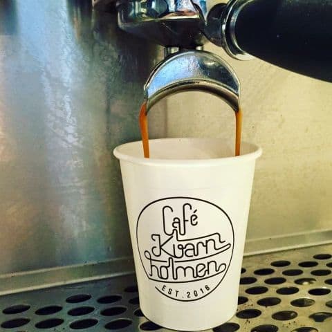 Kaffe – Bild från Café Kvarnholmen av Agnes L.