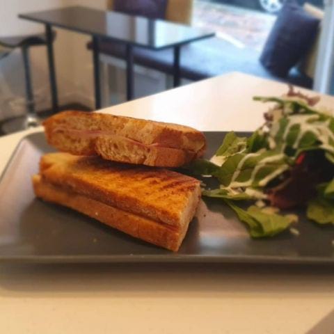 varma mackor &ndash; Bild fr&aring;n Caf&eacute; Knus av Maria&nbsp;S. (2019-10-13)