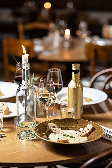 Centrale Trattoria / Vinoteca