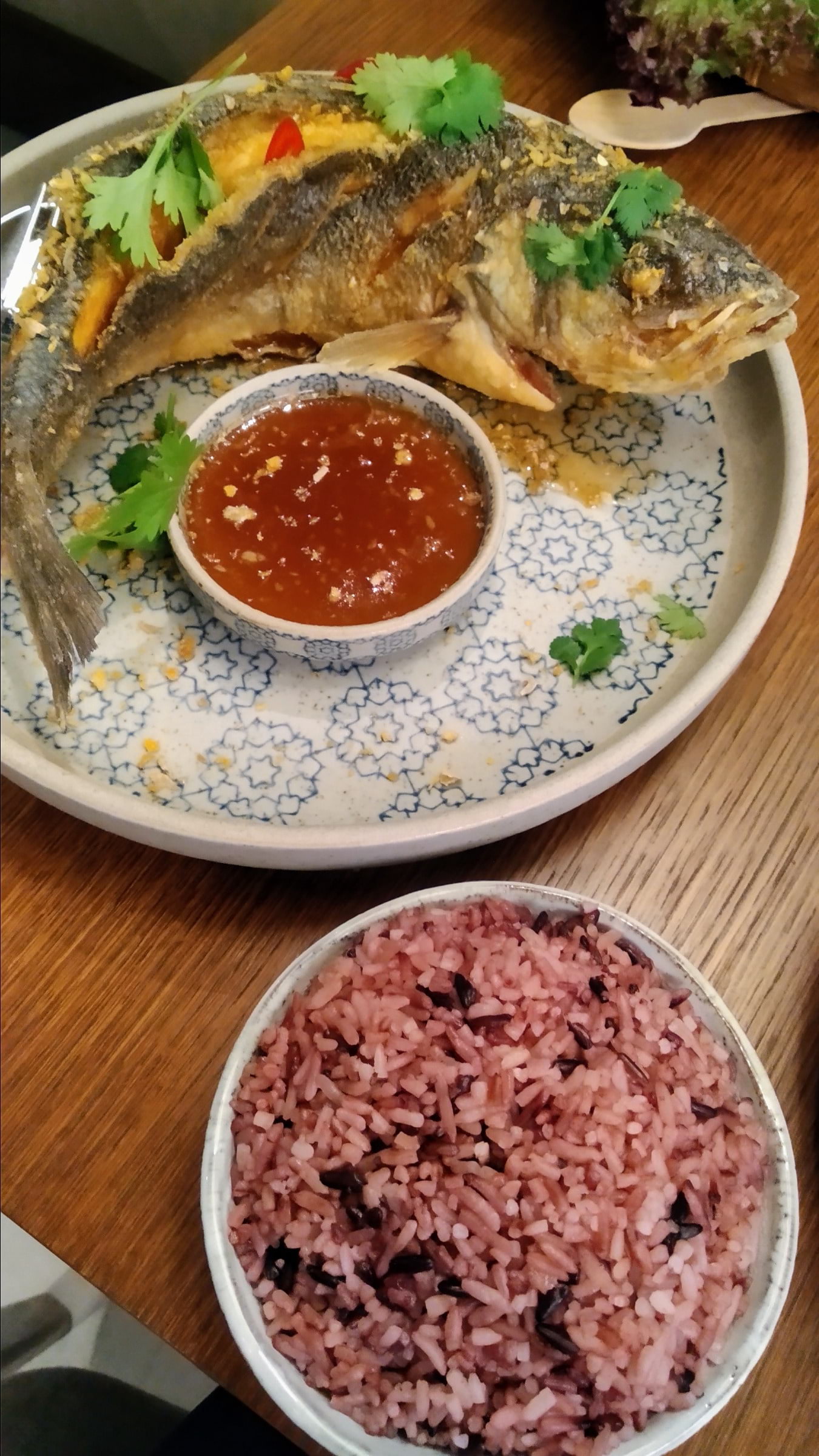 Fried seabass – Bild från CHiÔi av Katarina D. (2021-12-29)