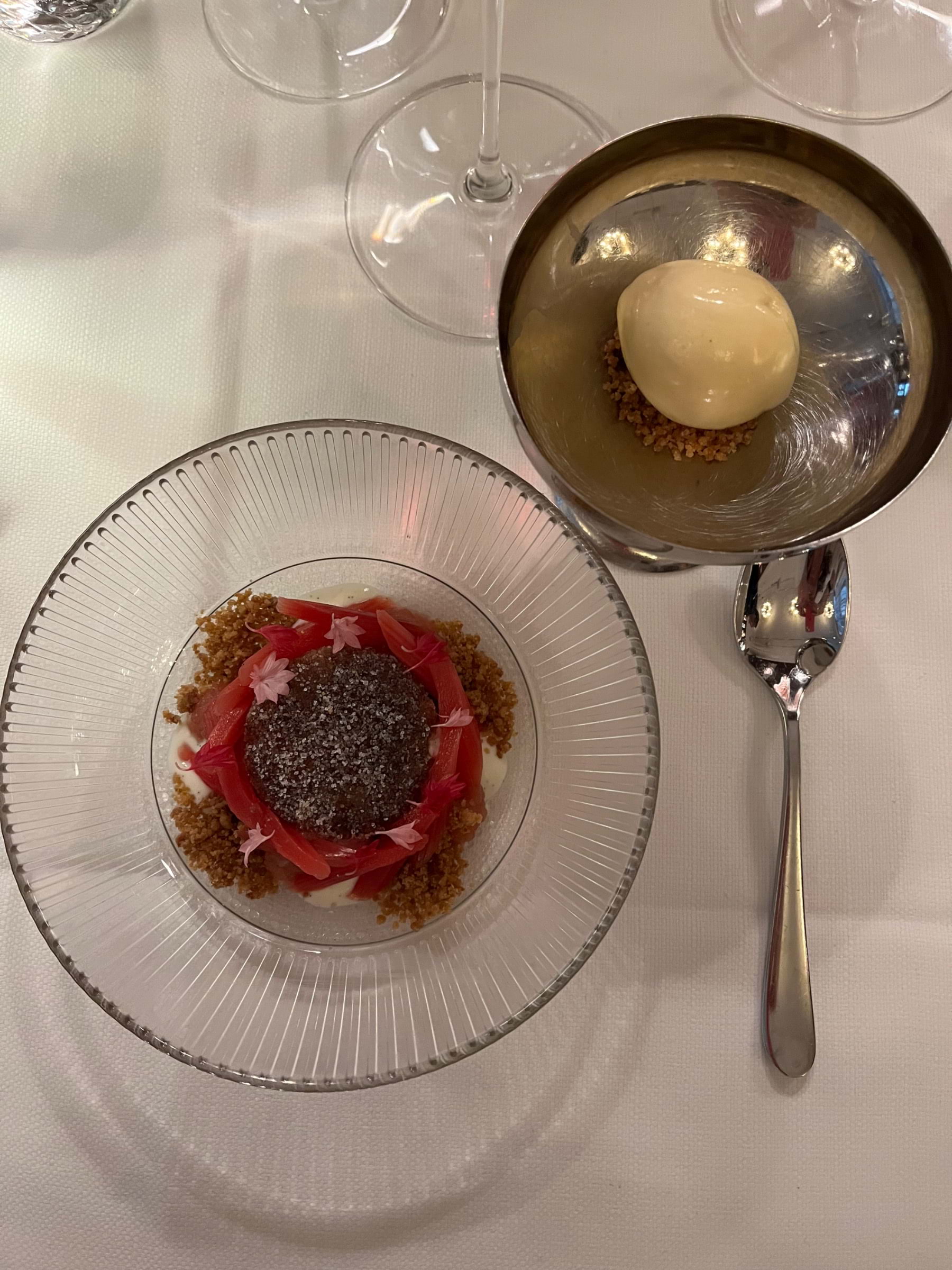 Ljuvlig dessert!  – Bild från Chez Jolie av Birgitta B. (2023-05-03)
