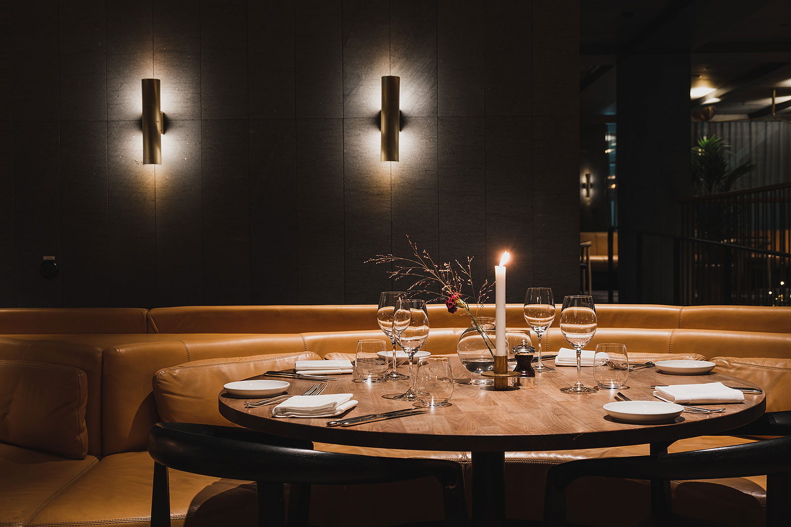 Dining Room & Cocktail Bar At Six – Prisvärda restauranger
