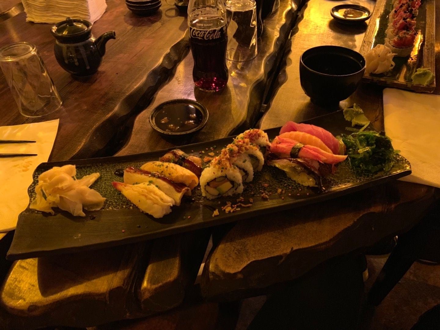 12-bitars sushi – Bild från Esuki Sushi Solna av Gustav L. (2018-11-21)
