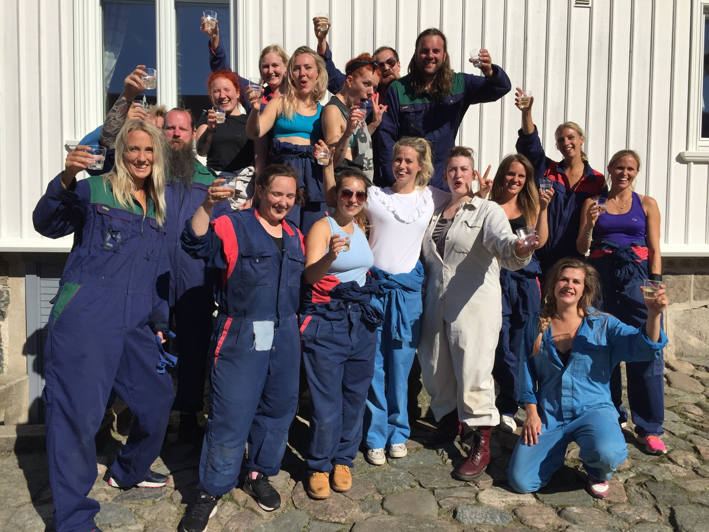 Fantastisk stämning efter roliga aktivitetstimmar.  – Bild från Fånarna på Farmen av Anki C. (2022-01-28)