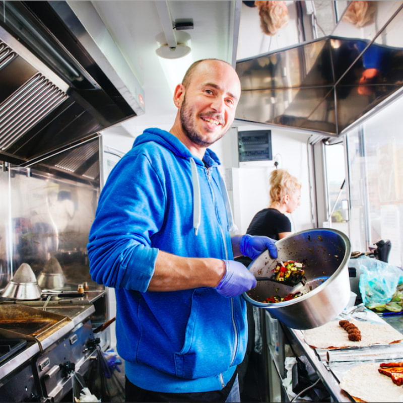 Vi ses vid trucken! &ndash; Bild fr&aring;n Falafel Stockholm food truck av Falafel&nbsp;S. (2022-04-20)