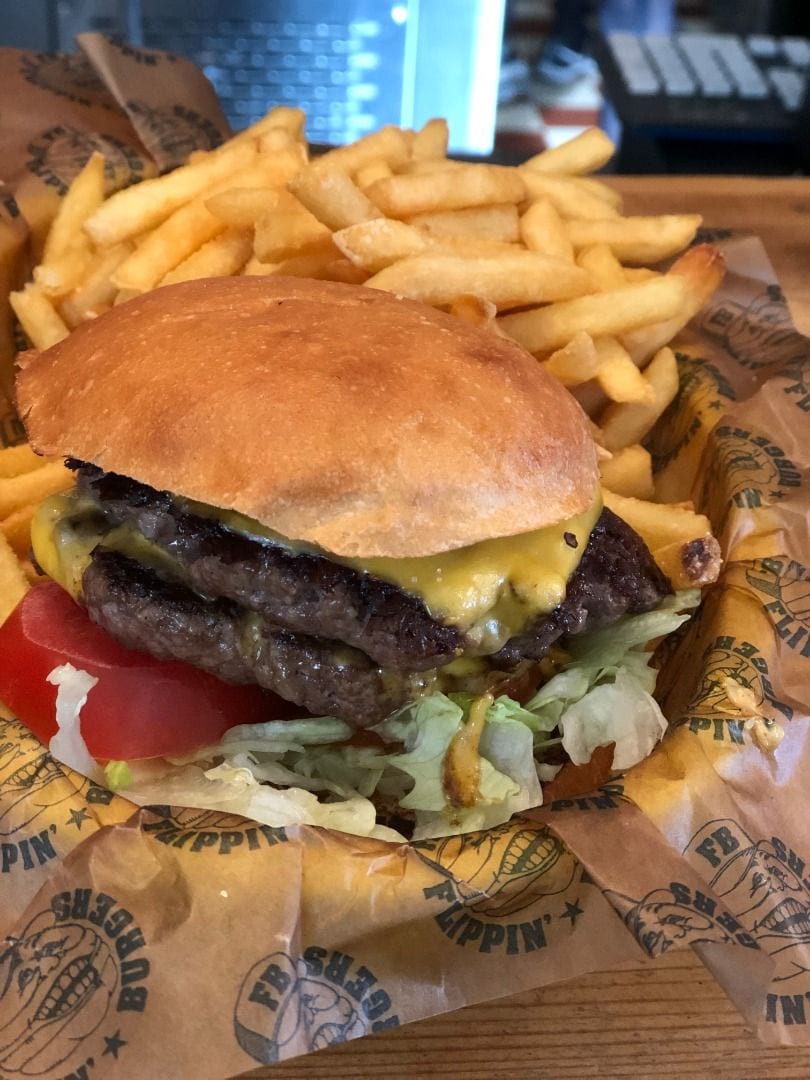 Bild från Flippin' Burgers Observatorie­gatan av Ida B. (2019-08-29)