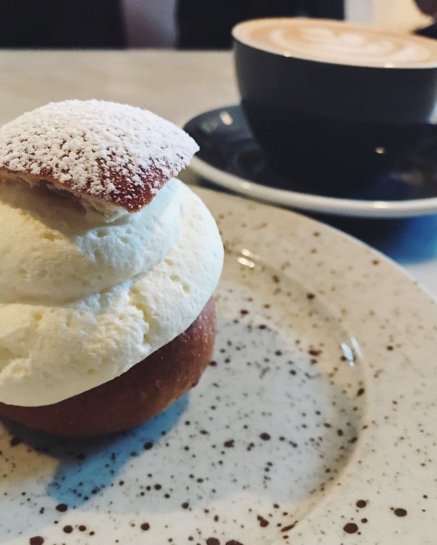 Semla och cappuccino  – Photo from Gast by Marcus S. (14/03/2018)