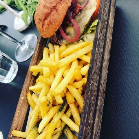 Hamburgare  – Bild från Grodhavet av Nicolina U.
