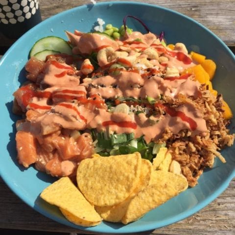 Rainbow Bowl (lax och tonfisk) på Green Smile – Bild från Green Smile av Peter B.