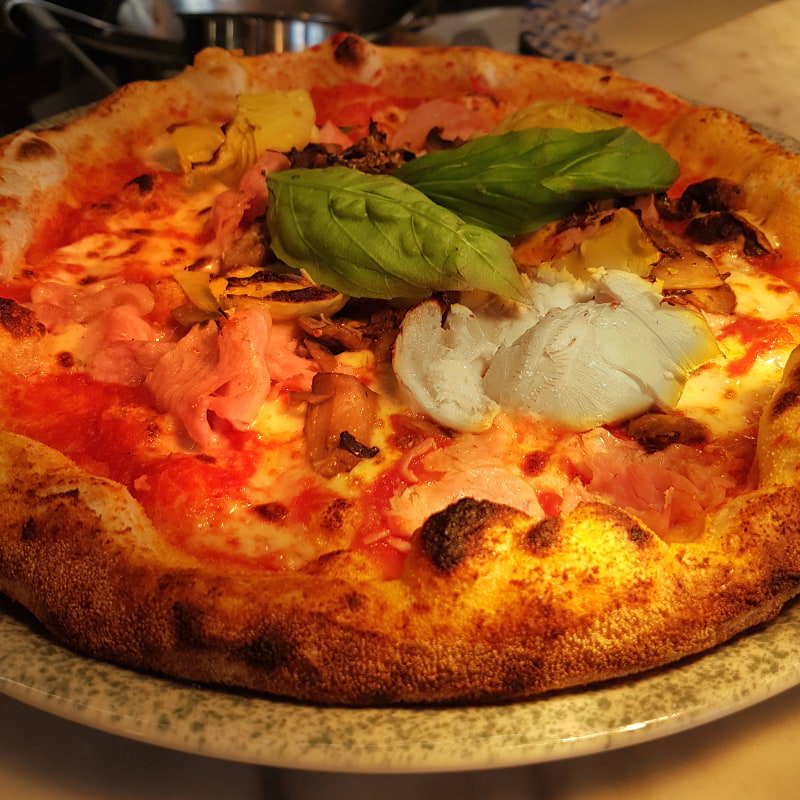 Pizza Napoletana at Gradi at Hammarby Kaj 4, Stockholm – Bild från Gradi av Unilinks N. (2023-06-28)