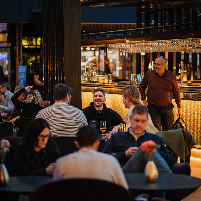 Atrium Bar & Restaurant