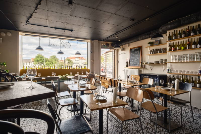 Artwork for the list Vin by Nathalie F.