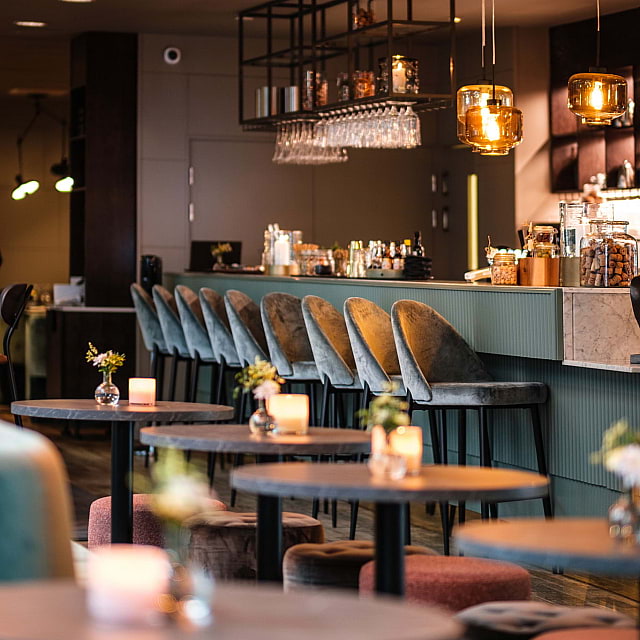 Blanche Brasserie & Bar