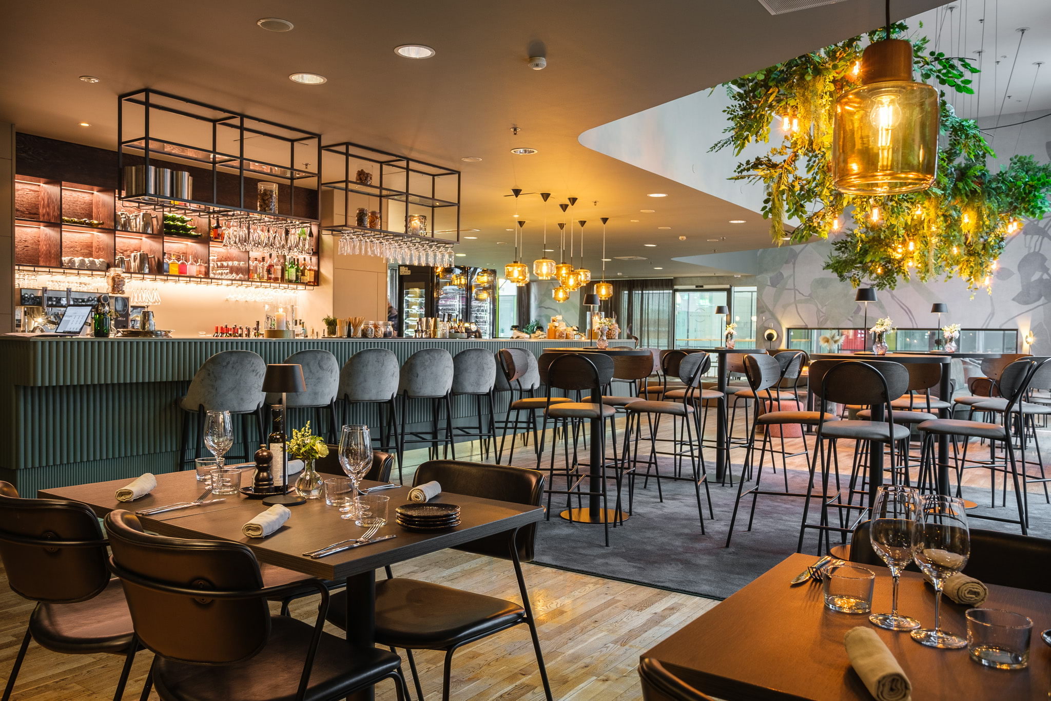 Blanche Brasserie & Bar – Lunchrestauranger