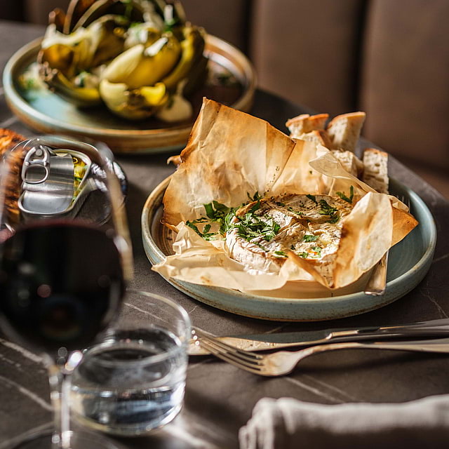 Blanche Brasserie & Bar