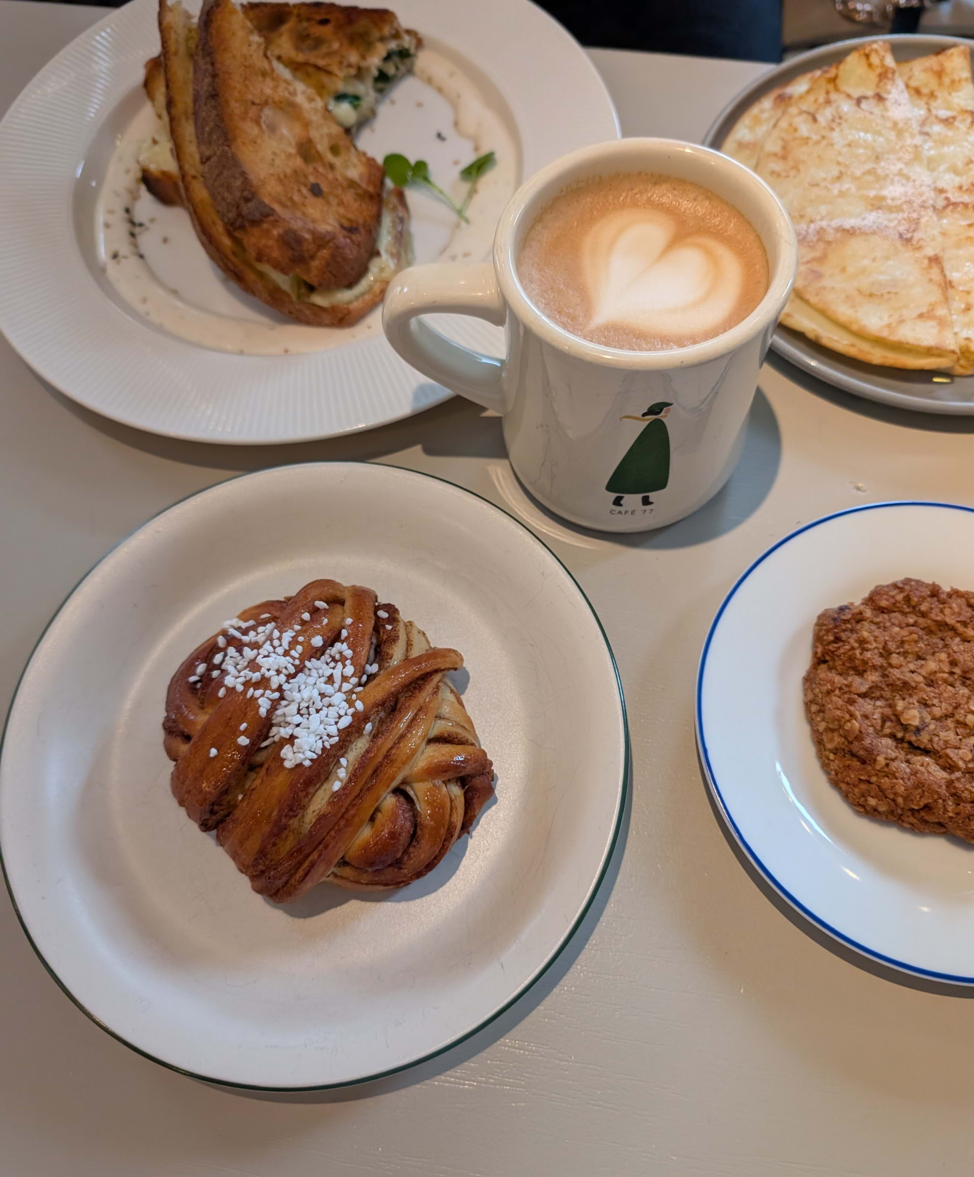 Photo from Café 77 by Doux E. (09/11/2025)