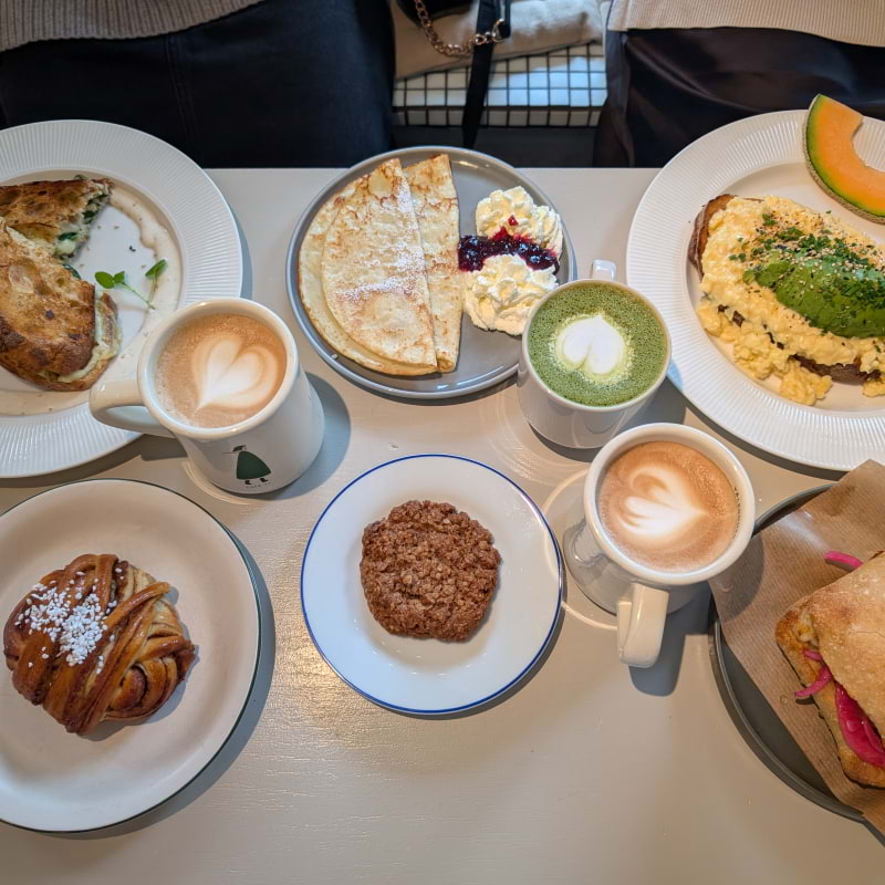 Photo from Café 77 by Doux E. (09/11/2025)