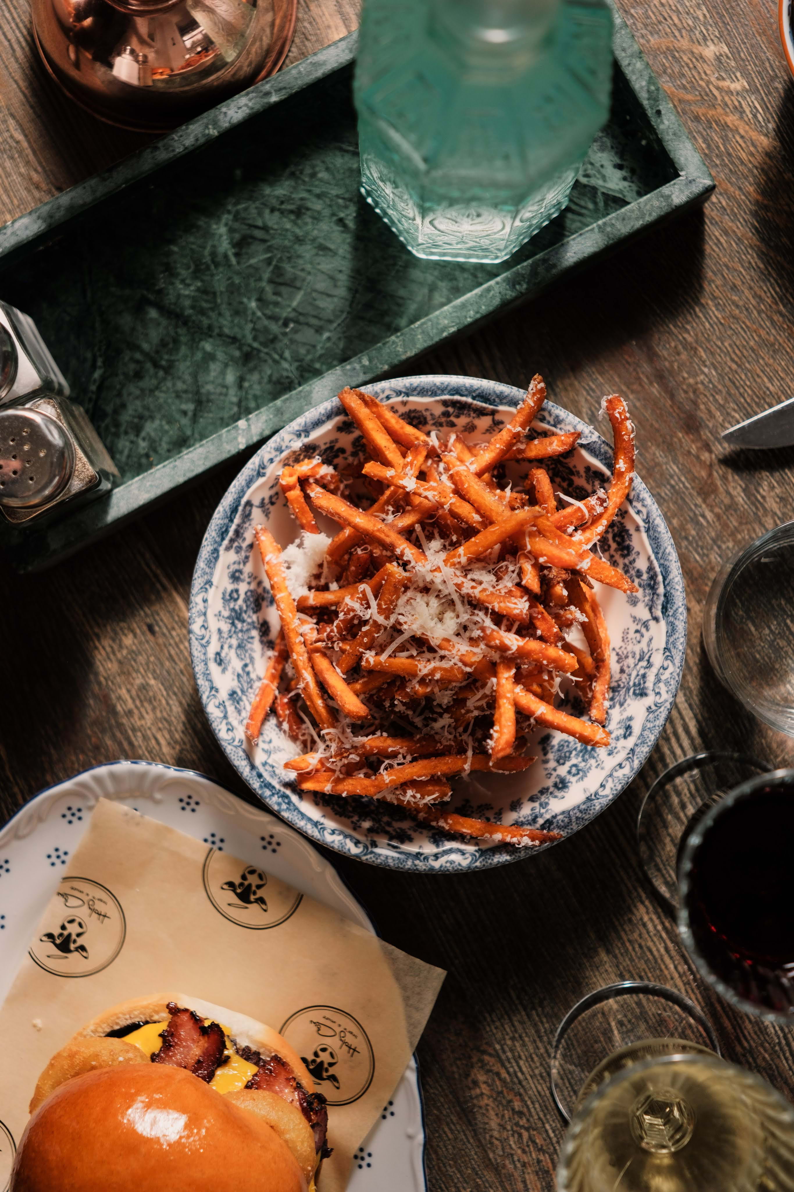 Holy Cow Brgr's & Stuff – Hamburgare