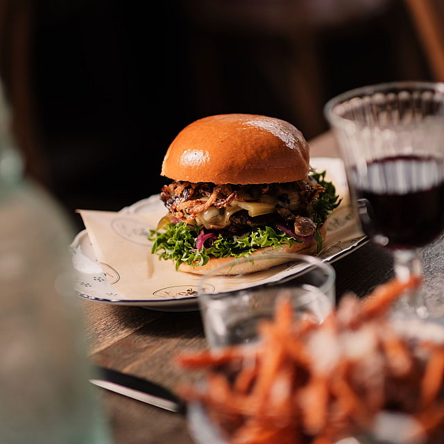 Holy Cow Brgr's & Stuff