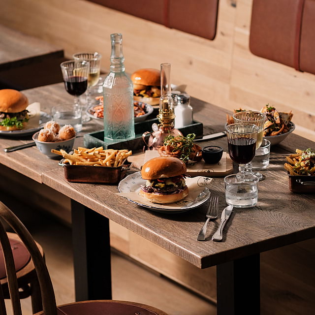 Holy Cow Brgr's & Stuff