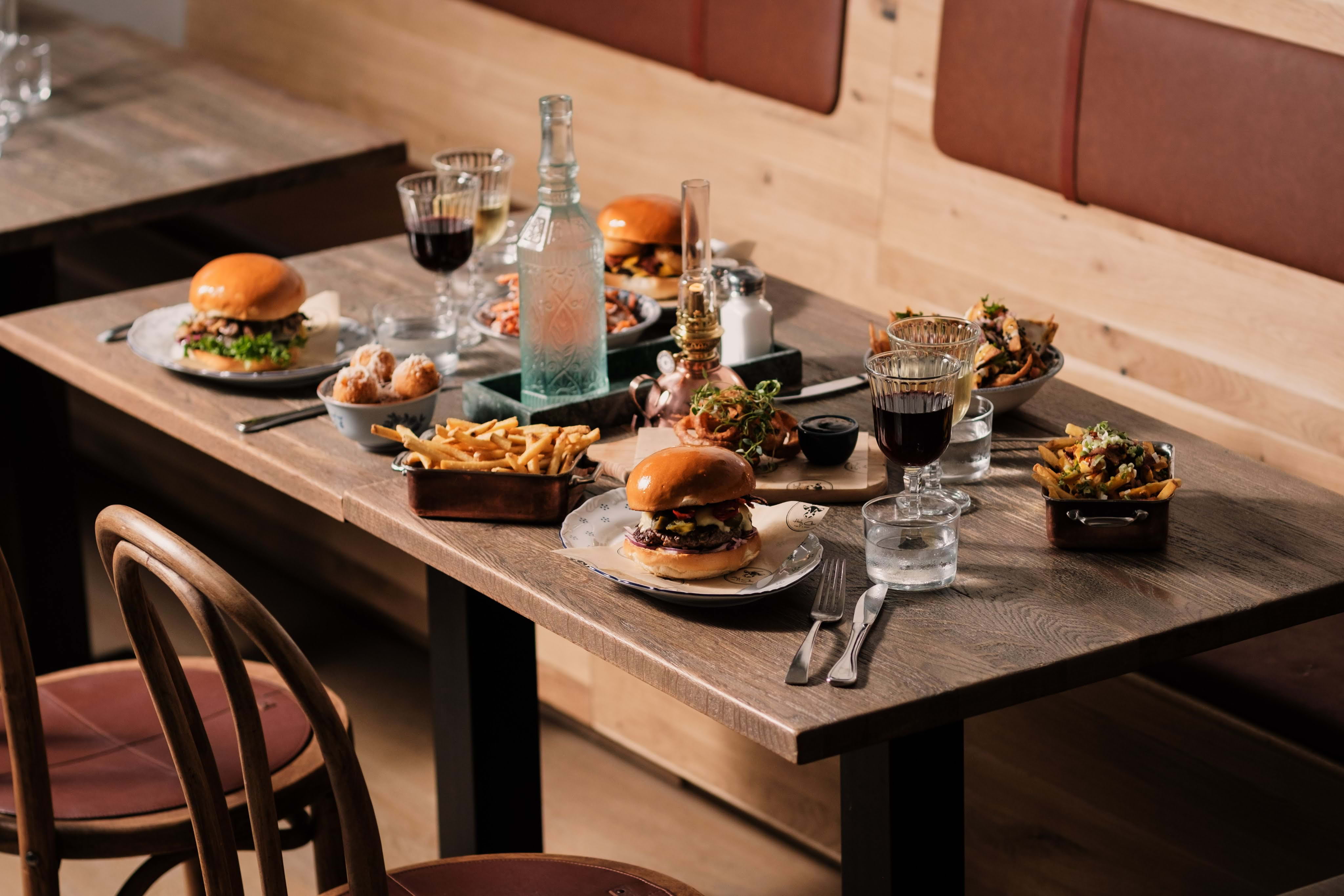 Holy Cow Brgr's & Stuff – Hamburgare