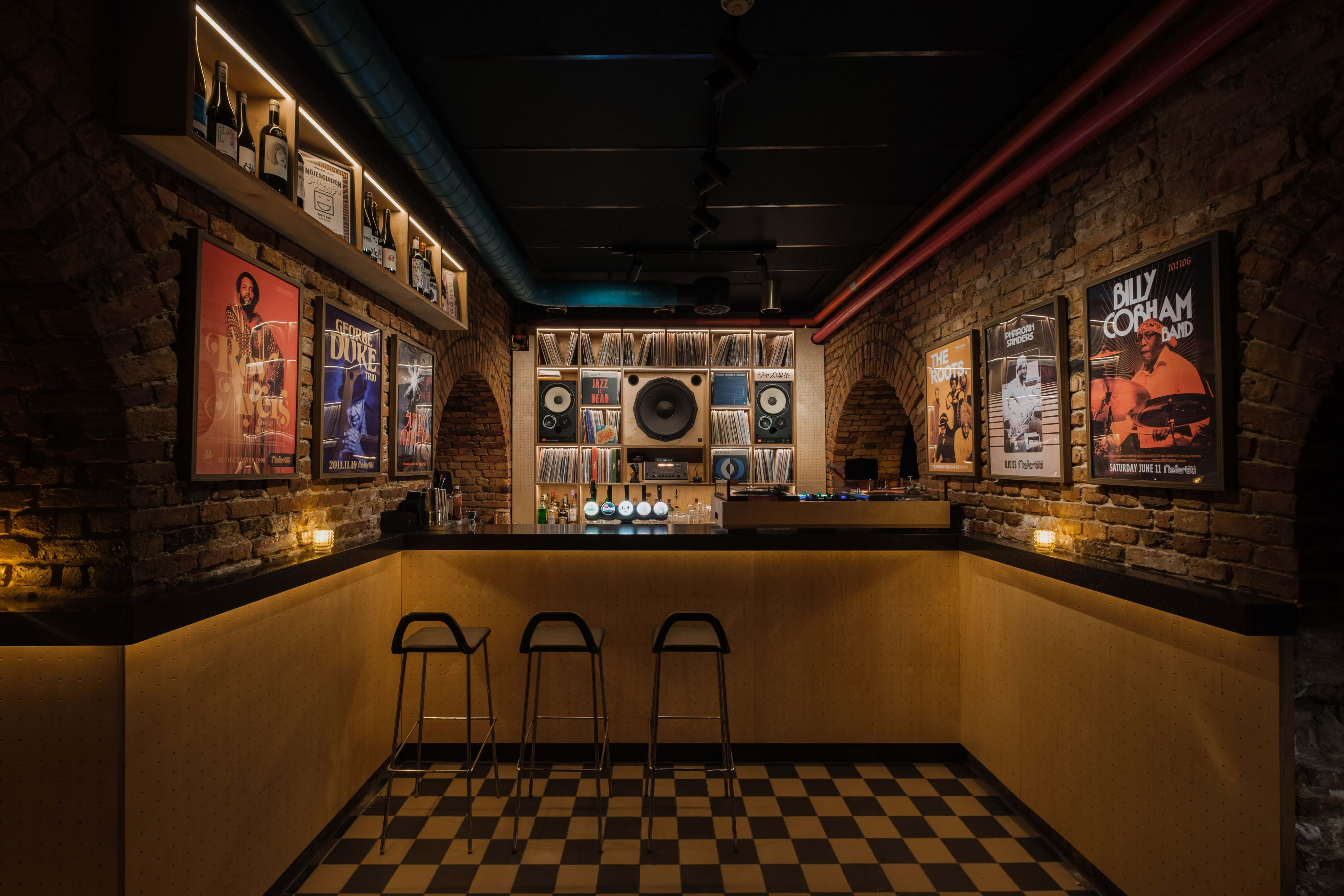 Nefertiti – Vinbarer