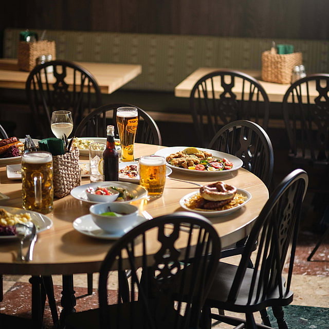 Prost Bierhalle & Wirtshaus