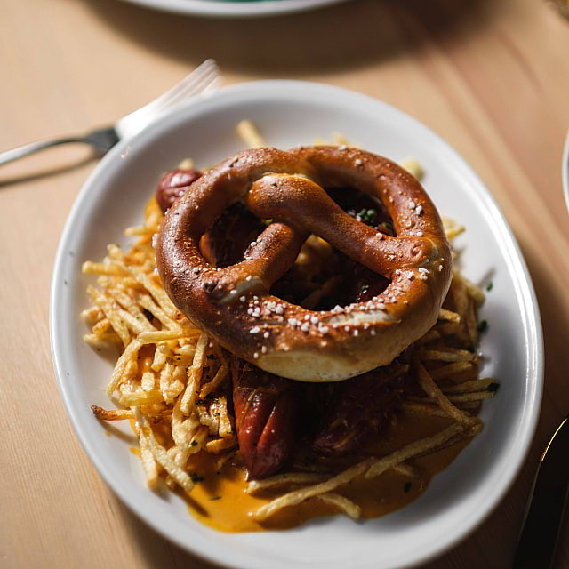 Prost Bierhalle & Wirtshaus