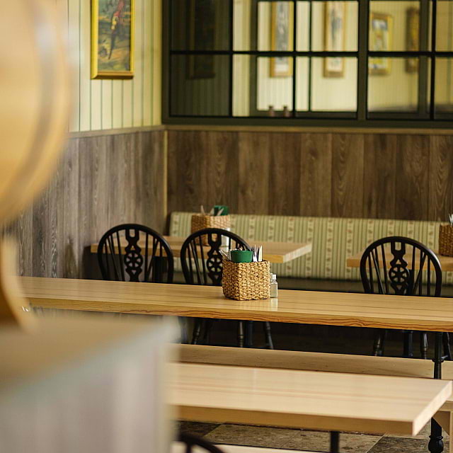 Prost Bierhalle & Wirtshaus