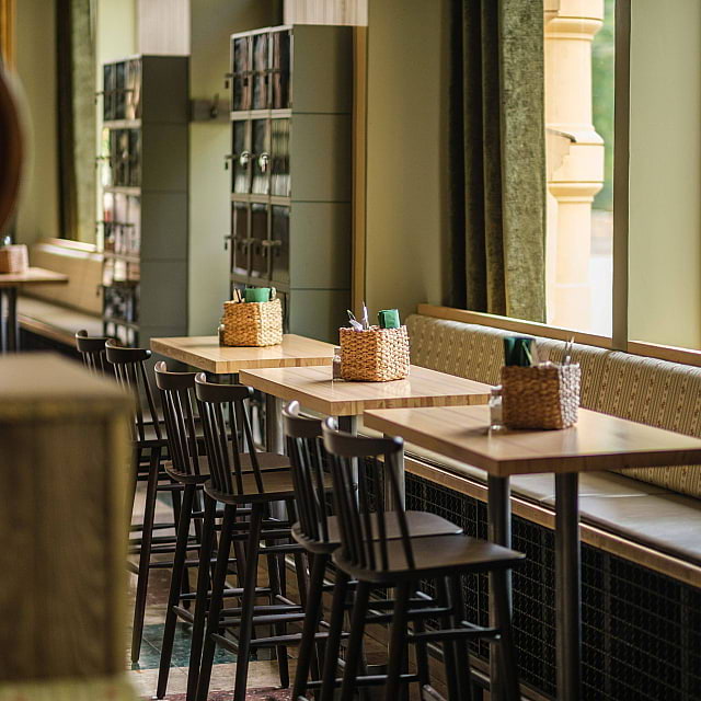 Prost Bierhalle & Wirtshaus