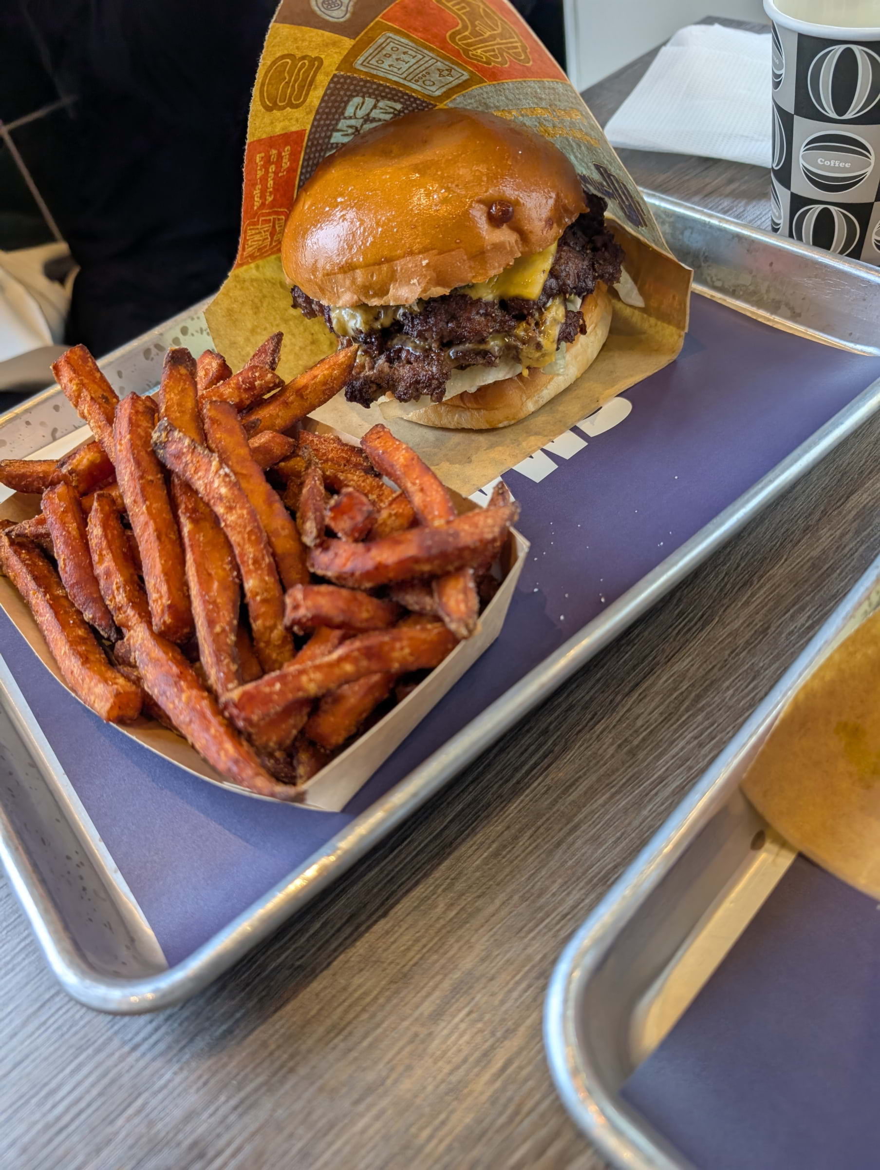 Classic – Photo from Smash Market by Doux E. (30/10/2025)