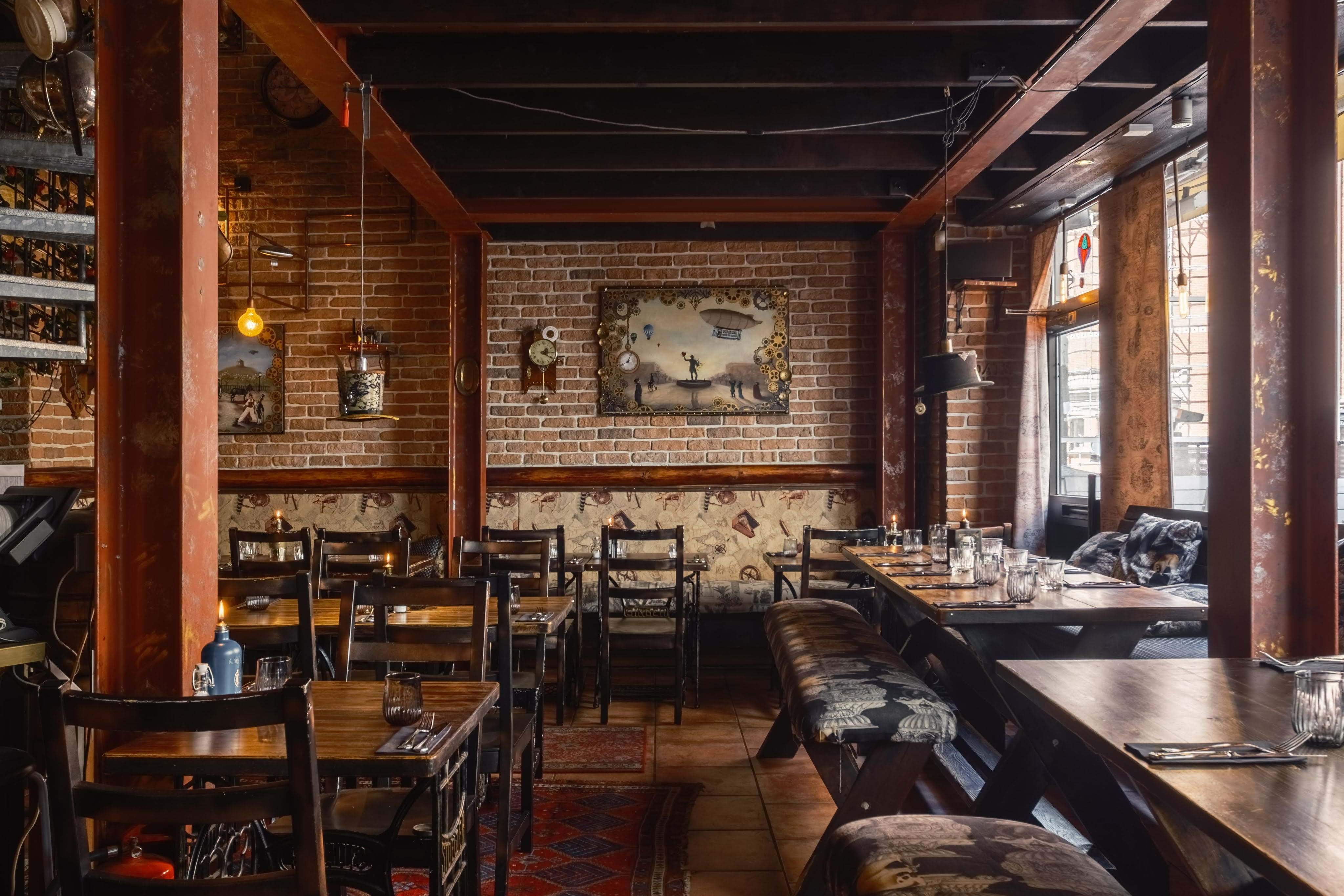 Steampunk Bar – Ölbarer