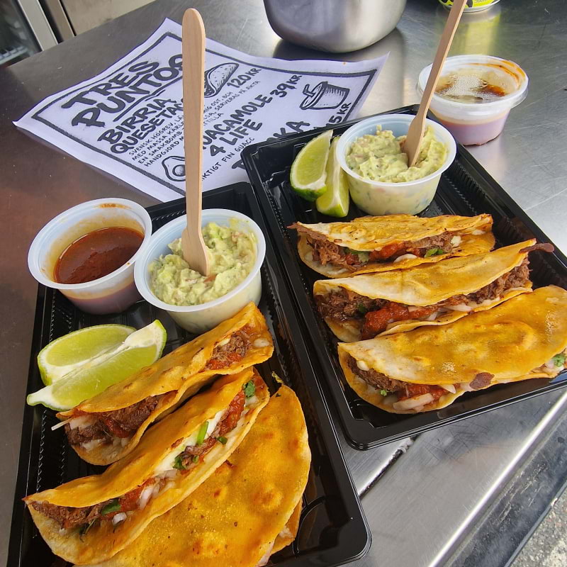 Photo from Tres Puntos by Gothia Chic  (13/09/2025)