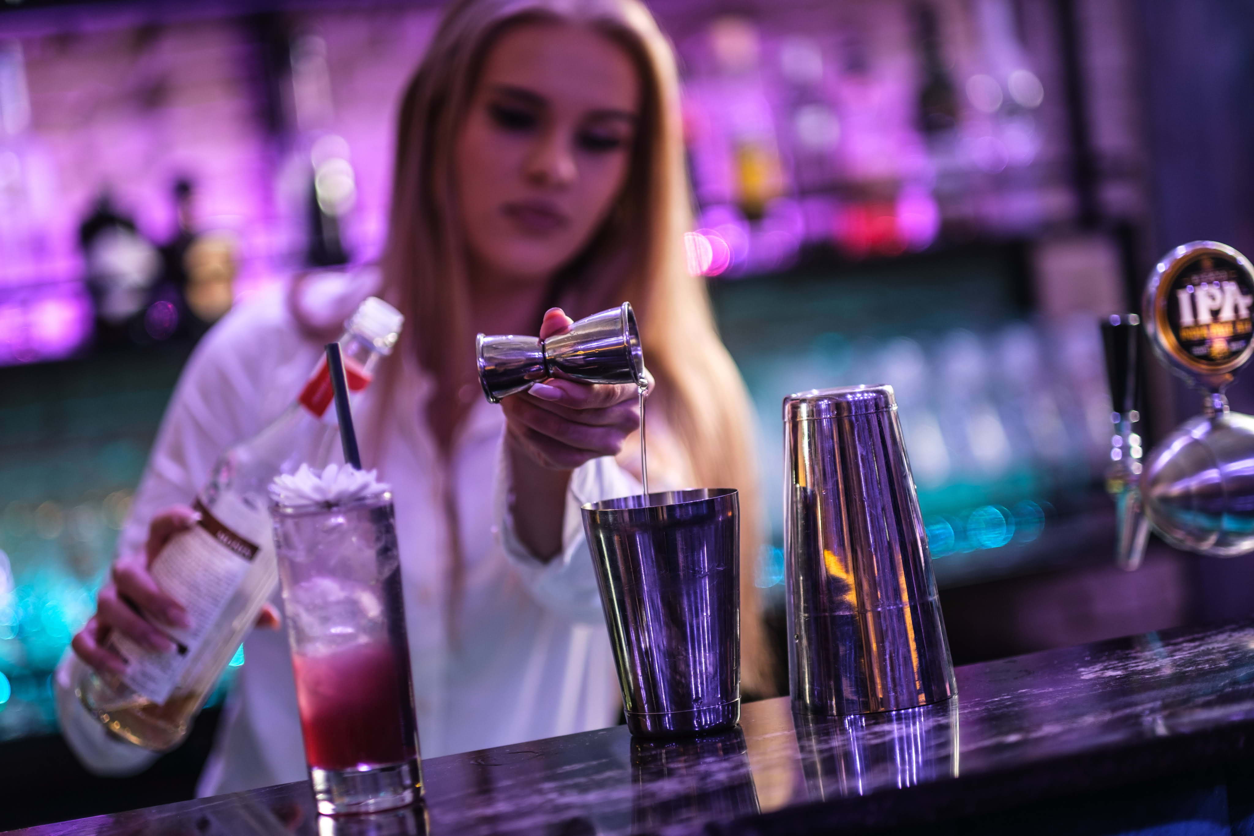 Visage Dinner Club – Cocktail bars