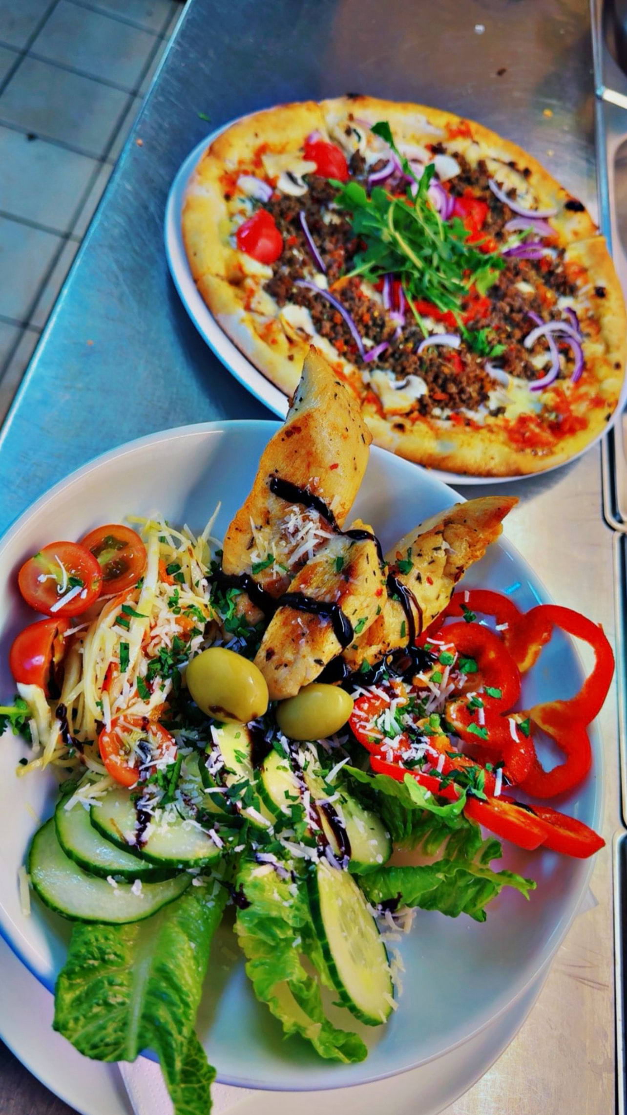 Artwork for the list Been here by Elvis S.