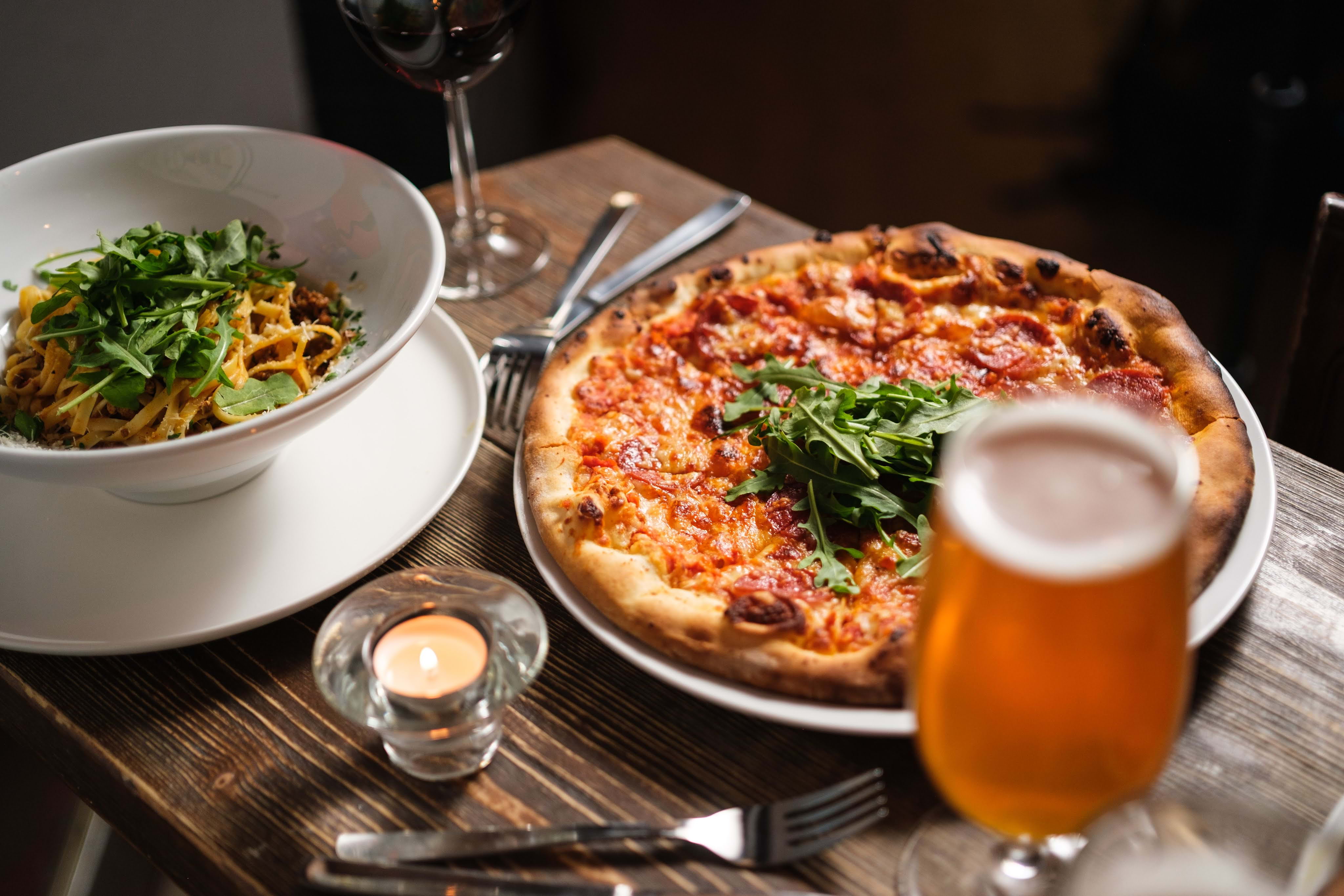 Victoria Bar – Barer