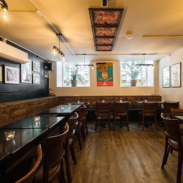 Victoria Bar