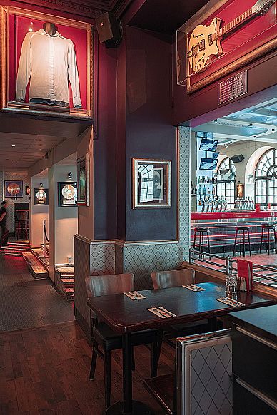 Hard Rock Cafe