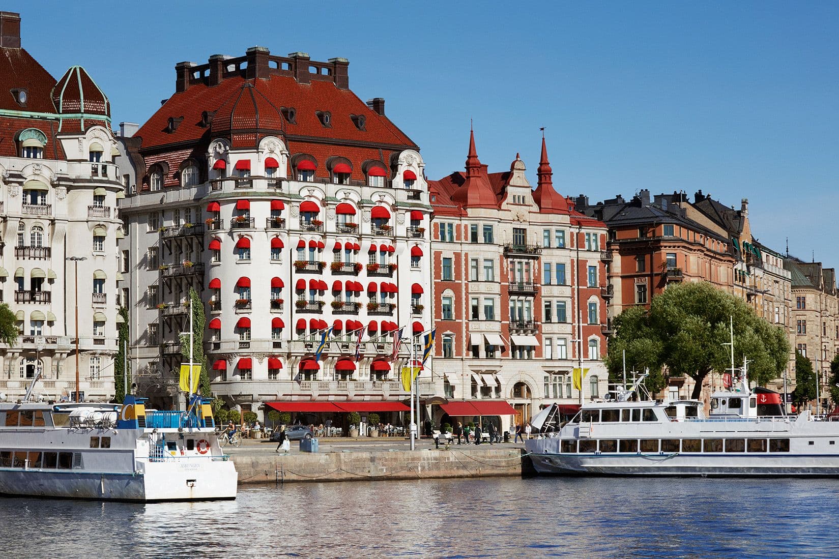 Hotel Diplomat Restaurang – Heldag i Stockholm